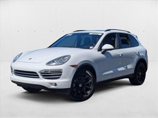 Used 2014 Porsche Cayenne S image 1