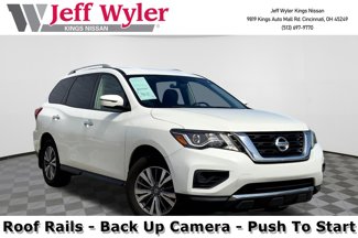 Used 2020 Nissan Pathfinder S image 1