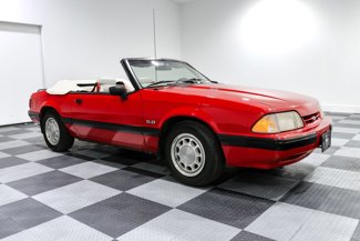 Used 1990 Ford Mustang LX image 1