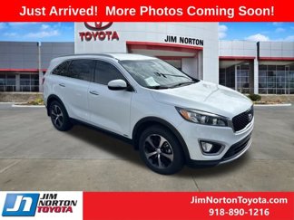 Used 2017 Kia Sorento EX image 1