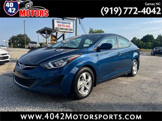 Used 2015 Hyundai Elantra SE image 1