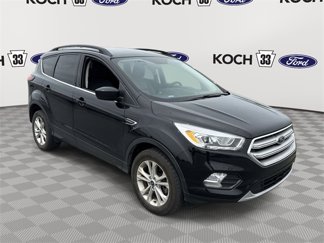 Used 2019 Ford Escape SEL image 1