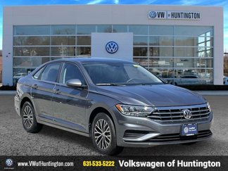 Certified 2021 Volkswagen Jetta SE w/ SE Cold Weather Package image 1