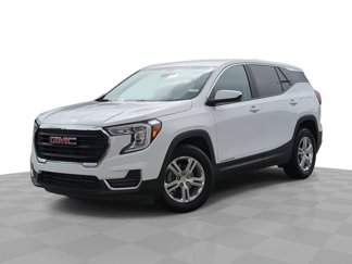 Used 2024 GMC Terrain SLE image 1