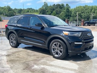 Used 2023 Ford Explorer XLT w/ Equipment Group 202A image 1