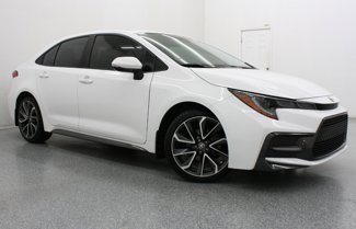 Used 2020 Toyota Corolla SE image 1