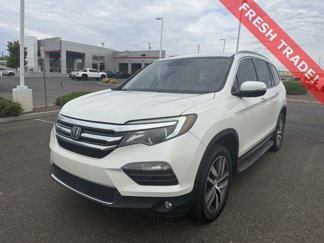 Used 2017 Honda Pilot Touring image 1