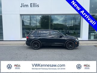 Used 2021 Volkswagen Tiguan SE R-Line image 1