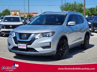 Used 2018 Nissan Rogue SV image 1