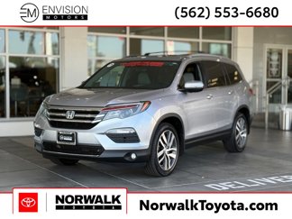 Used 2018 Honda Pilot Touring image 1