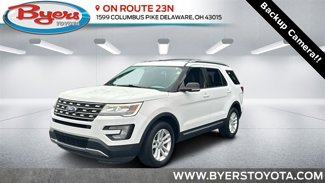 Used 2017 Ford Explorer XLT image 1