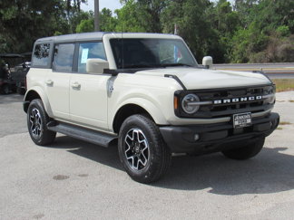 New 2025 Ford Bronco Outer Banks image 1