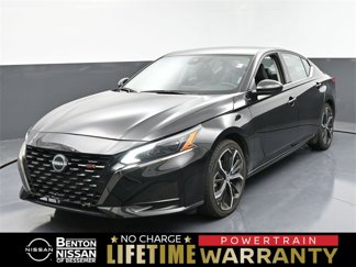 Used 2023 Nissan Altima 2.5 SR image 1