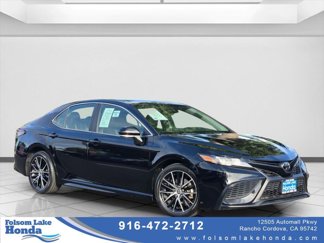 Used 2023 Toyota Camry SE image 1
