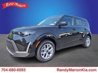 New 2025 Kia Soul LX image 1