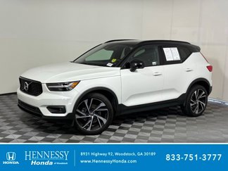 Used 2020 Volvo XC40 T5 R-Design w/ Protection Package Premier image 1