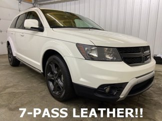 Used 2020 Dodge Journey Crossroad image 1