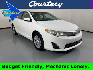 Used 2012 Toyota Camry L image 1