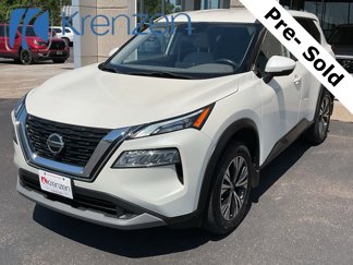 Used 2021 Nissan Rogue SV image 1