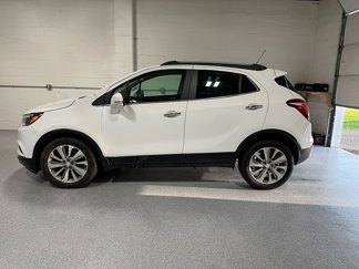Used 2019 Buick Encore Preferred image 1
