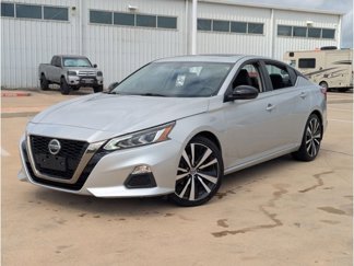 Used 2019 Nissan Altima 2.5 SR w/ SR Premium Package image 1