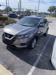 Used 2020 Nissan Rogue Sport SV image 1