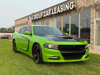 Used 2017 Dodge Charger SXT w/ Plus Group image 1