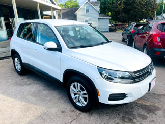 Used 2012 Volkswagen Tiguan S image 1