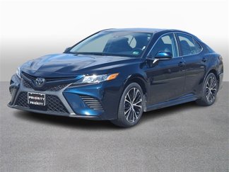 Used 2019 Toyota Camry SE image 1