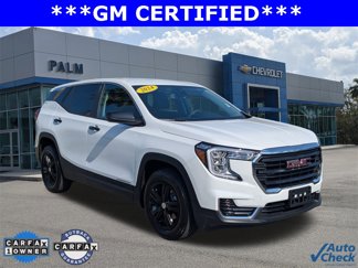 Used 2024 GMC Terrain SLE image 1