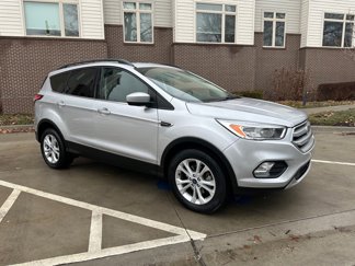 Used 2018 Ford Escape SE image 1