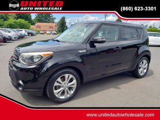 Used 2014 Kia Soul + image 1