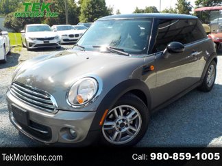 Used 2011 MINI Cooper Hardtop w/ Premium Pkg image 1