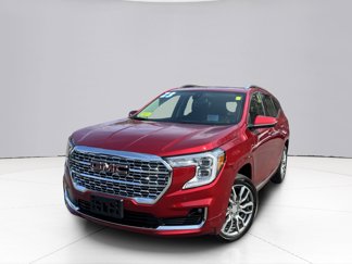 Used 2023 GMC Terrain Denali w/ Denali Premium Package image 1
