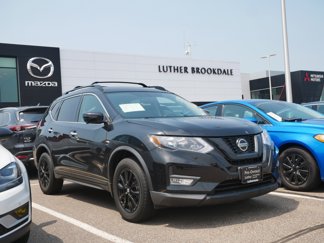 Used 2018 Nissan Rogue SV w/ Premium Package image 1