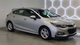 Used 2017 Chevrolet Cruze LT w/ Convenience Package image 1