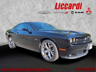 Used 2017 Dodge Challenger R/T Plus image 1