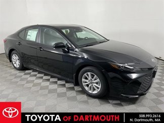 New 2025 Toyota Camry LE image 1