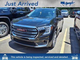 Certified 2022 GMC Terrain SLT w/ Infotainment Package II image 1