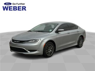 Used 2015 Chrysler 200 Limited image 1
