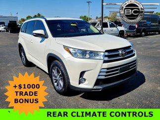 Used 2017 Toyota Highlander AWD V6 video 1