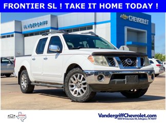 Used 2011 Nissan Frontier SL image 1