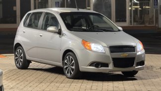 Used 2009 Chevrolet Aveo5 LT image 1