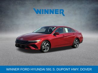 Used 2024 Hyundai Elantra SEL w/ Convenience Package image 1