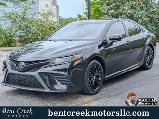 Used 2020 Toyota Camry SE image 1