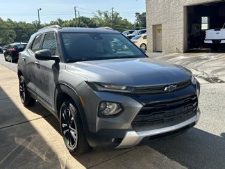 Used 2022 Chevrolet TrailBlazer LT w/ LPO, Blackout Package image 1
