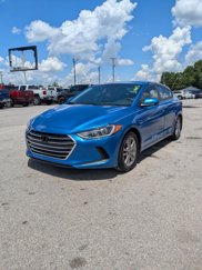 Used 2017 Hyundai Elantra SE image 1