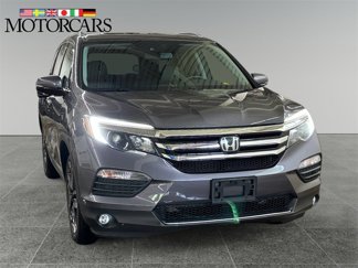 Used 2018 Honda Pilot Touring image 1
