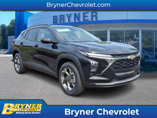 New 2025 Chevrolet Trax LT w/ Driver Confidence Package image 1