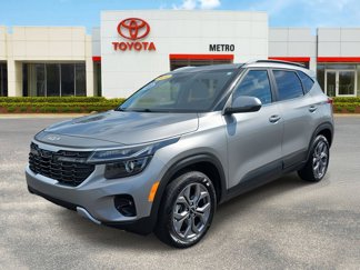 Used 2024 Kia Seltos S image 1